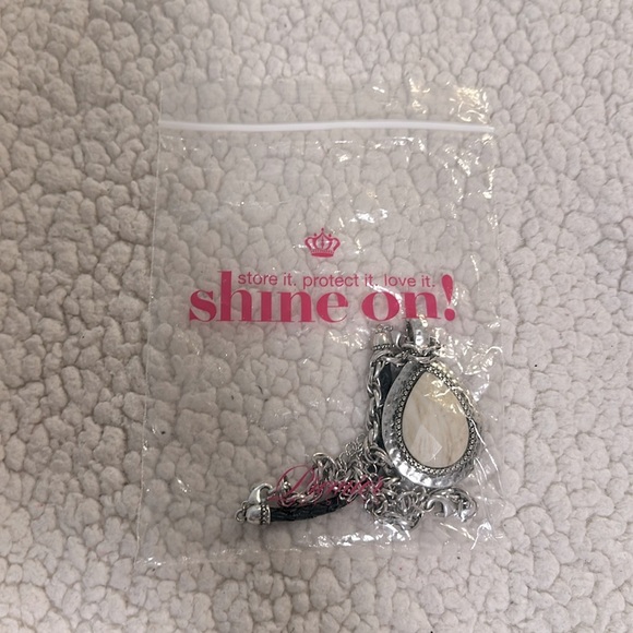 Premier Designs Retired Reversible Necklace Lobster Clasp Closure - Picture 7 of 7